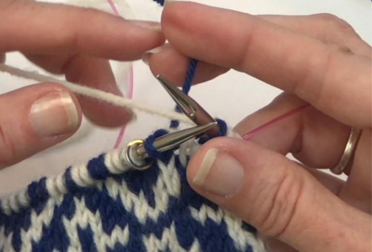 Ask Patty: Jogless Stranded Colorwork – Modern Daily Knitting