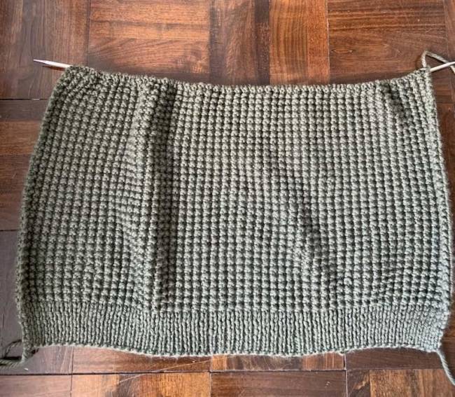 Fastest Knitter The World’s Fastest Sweater Knitter Is Me – Modern Daily Knitting