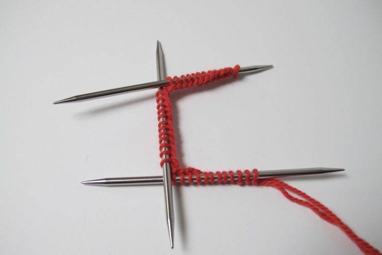 Techniques in Depth Joining in the Round Modern Daily Knitting